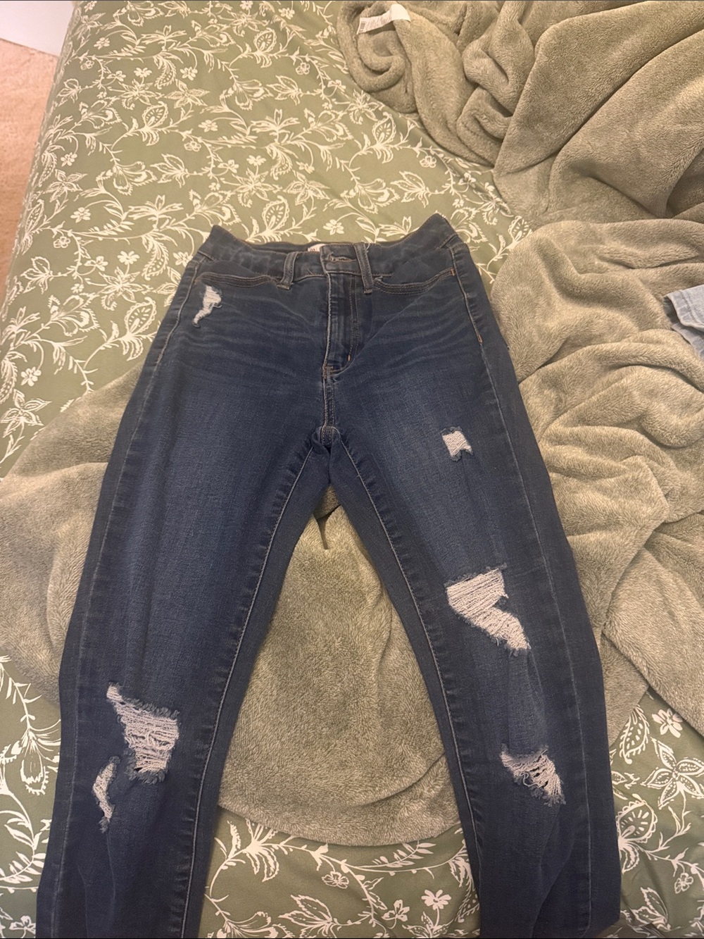 SO Women's Dark Blue Distressed Skinny Jeans
